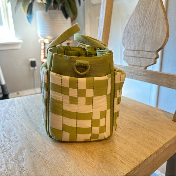 Beis x Elsa Hosk "The Diaper Caddy" in Play Date - Picture 4 of 7